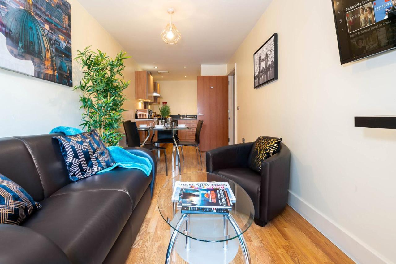 Haus City Centre Apartment - Arcadian -Balcony - Secure Parking - Wifi-Smart Tv - China Town -Top Rated เบอร์มิงแฮม ภายนอก รูปภาพ